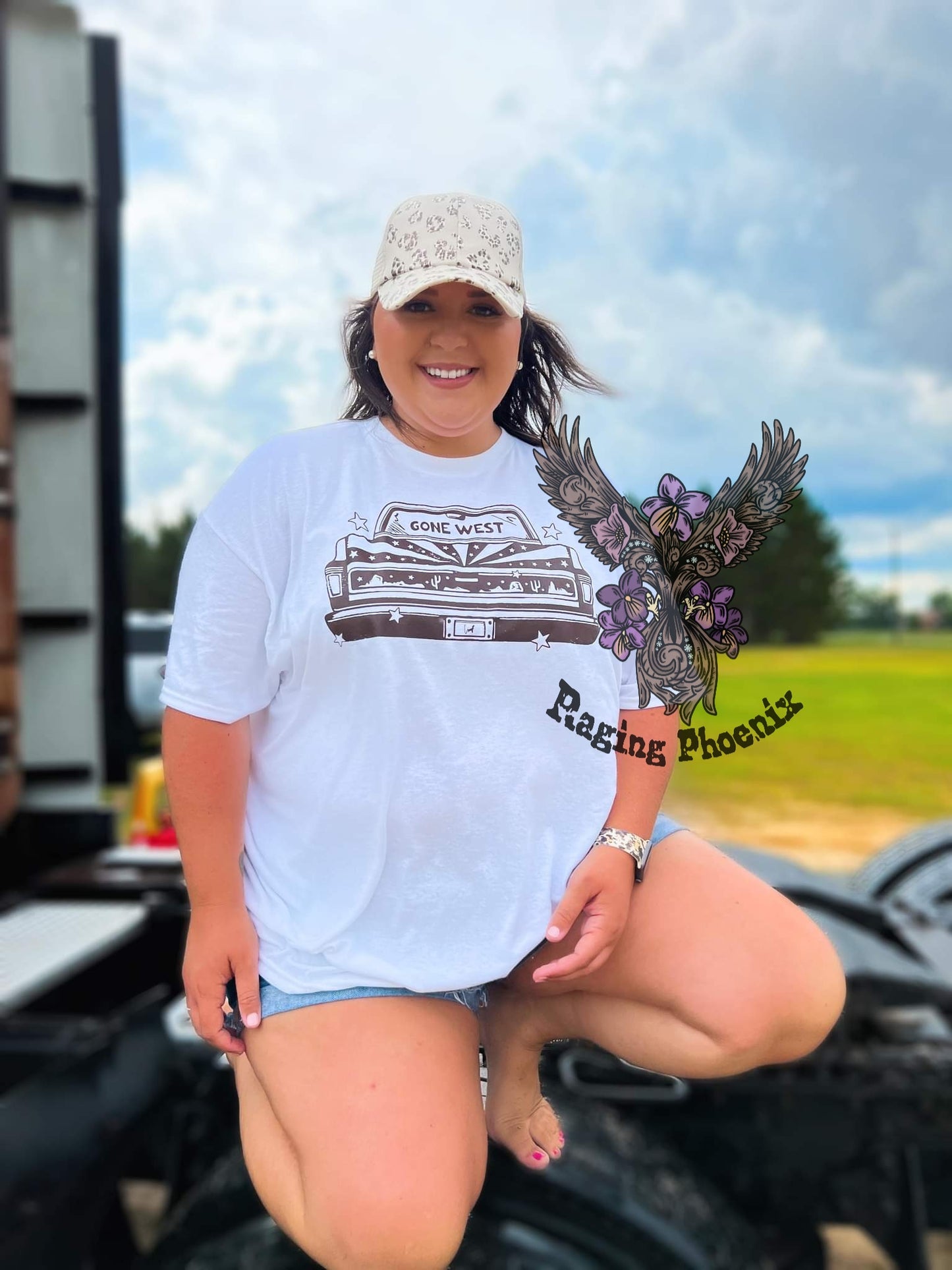 Gone West (RAJE EXCLUSIVE) T-Shirt